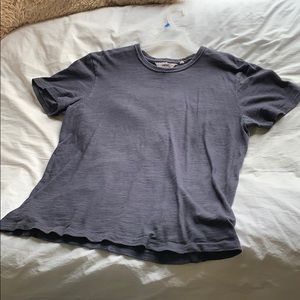 A rag and bones t-shirt in very good condition.